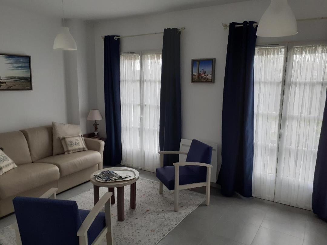 Du Chenal 3 Etoiles Apartment